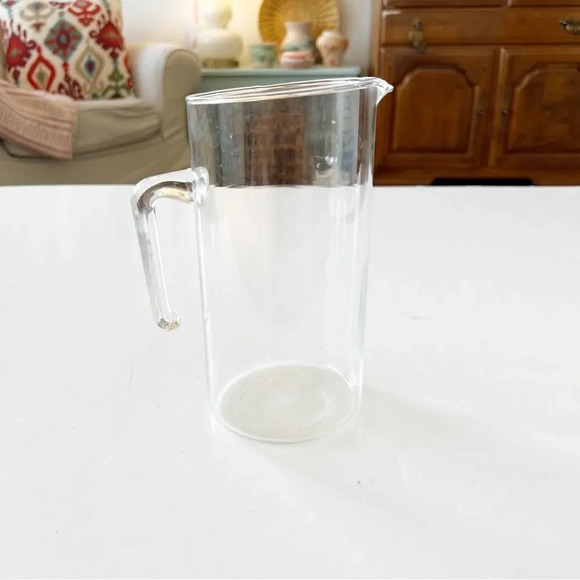 Pyrex Clear Glass 8” Pitcher Water Decanter Beaker USA Collector Vase - Picture 3 of 9